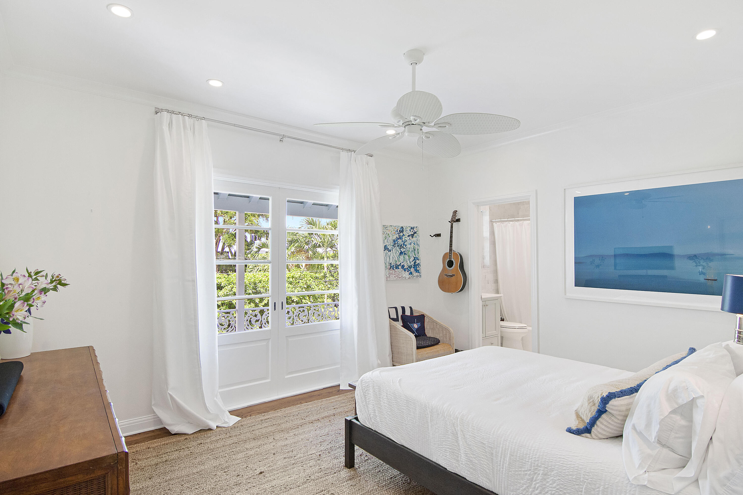 311 Cocoanut Row 2010