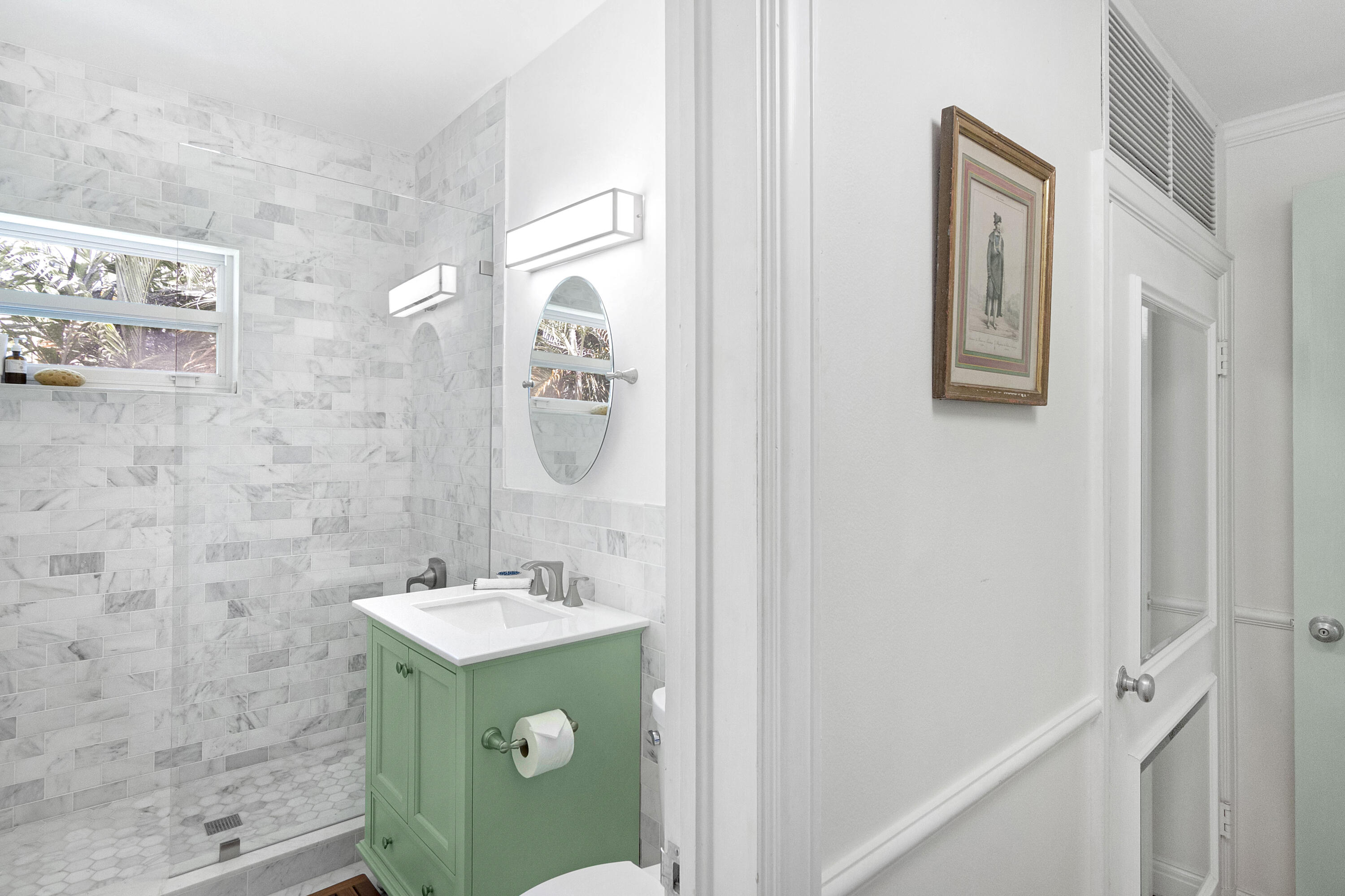 311 Cocoanut Row 2010