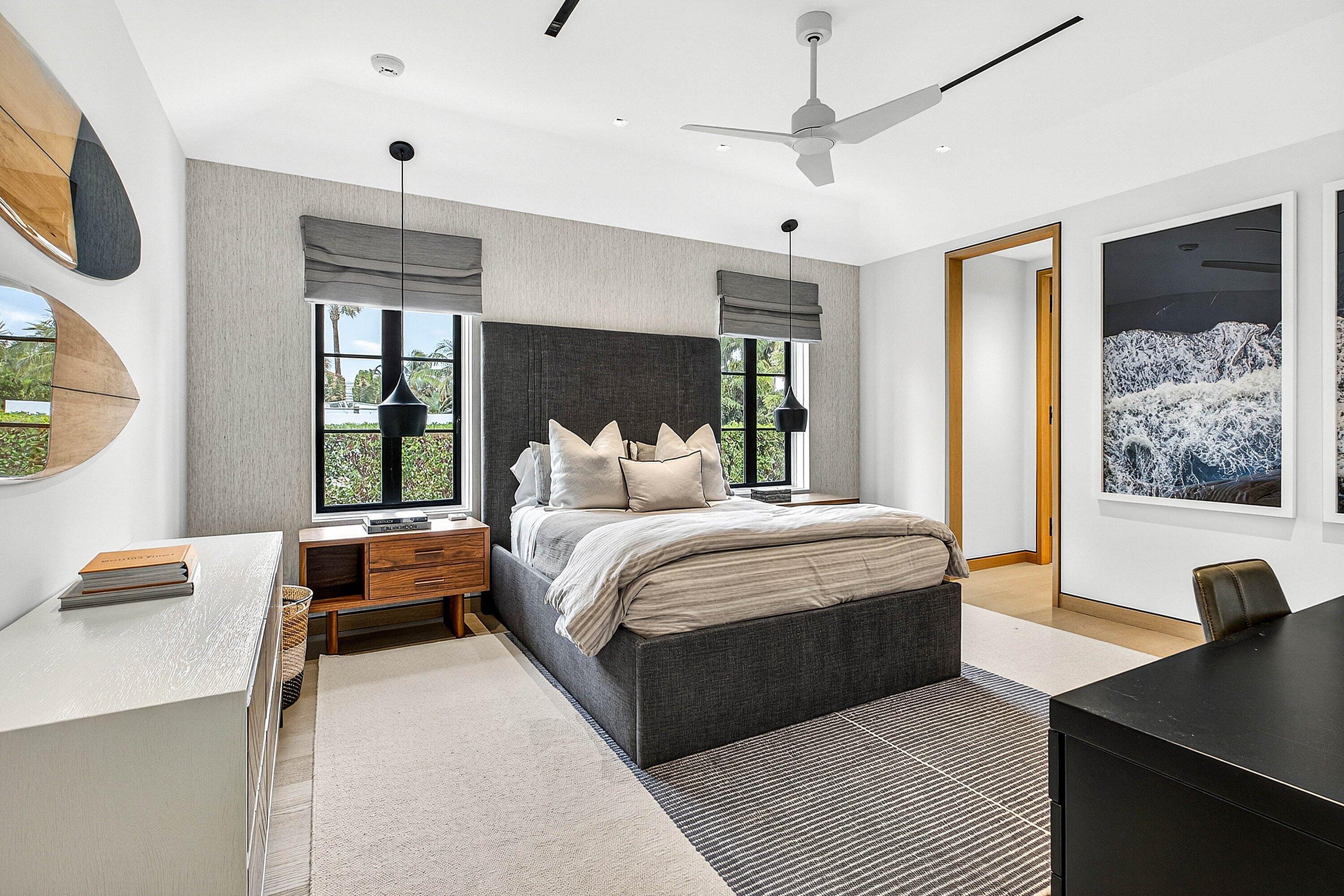 232 Seabreeze Avenue