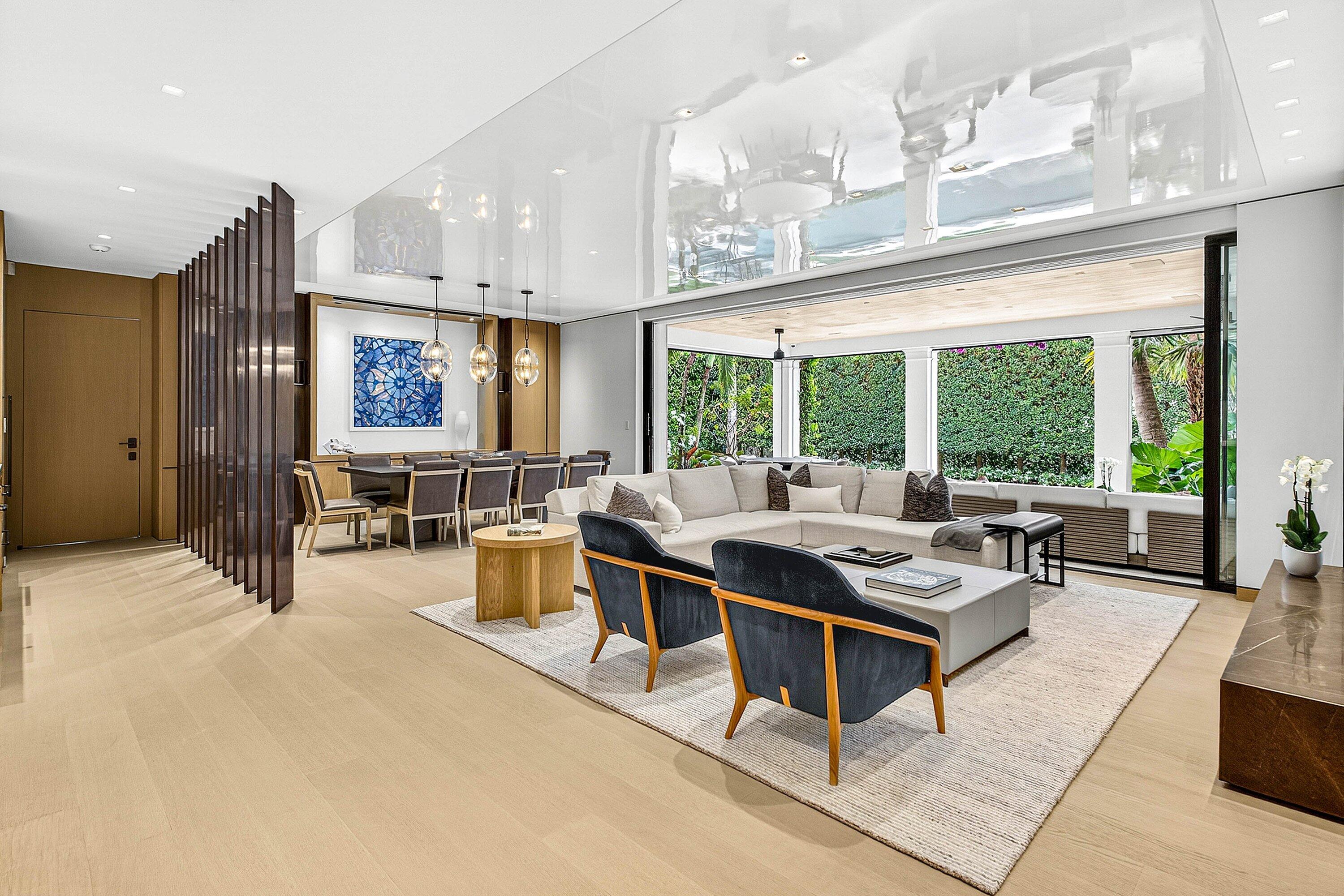 232 Seabreeze Avenue