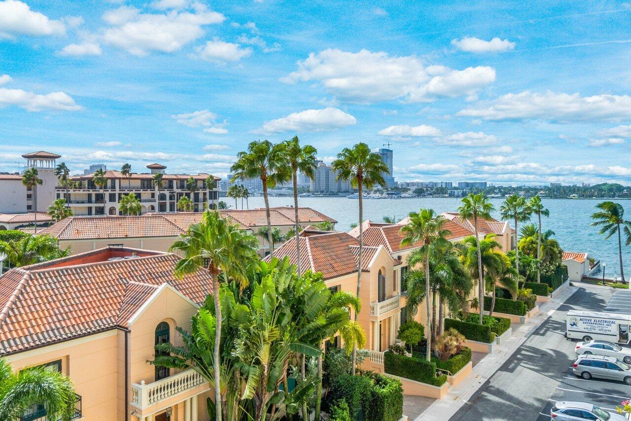 250 Bradley Place Unit: 602