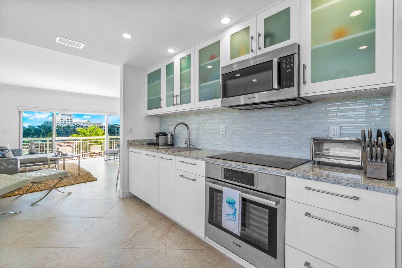 250 Bradley Place Unit: 602