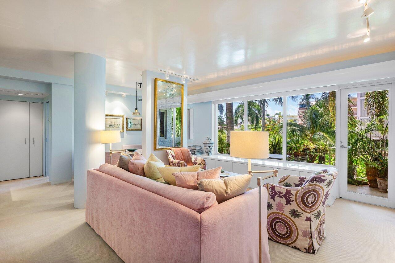 455 Australian Avenue 3d
