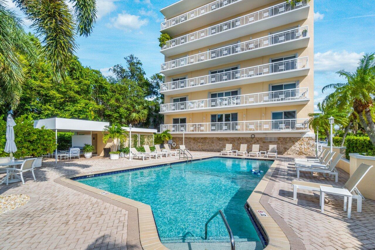 250 Bradley Place 602