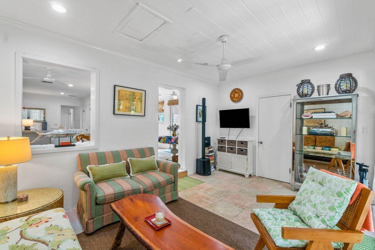 210 Debra Lane
