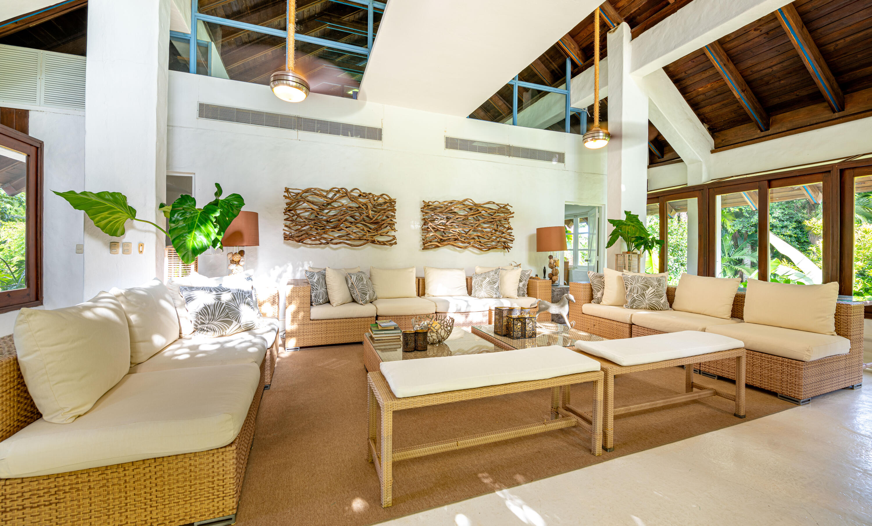 12 Bahia Minitas