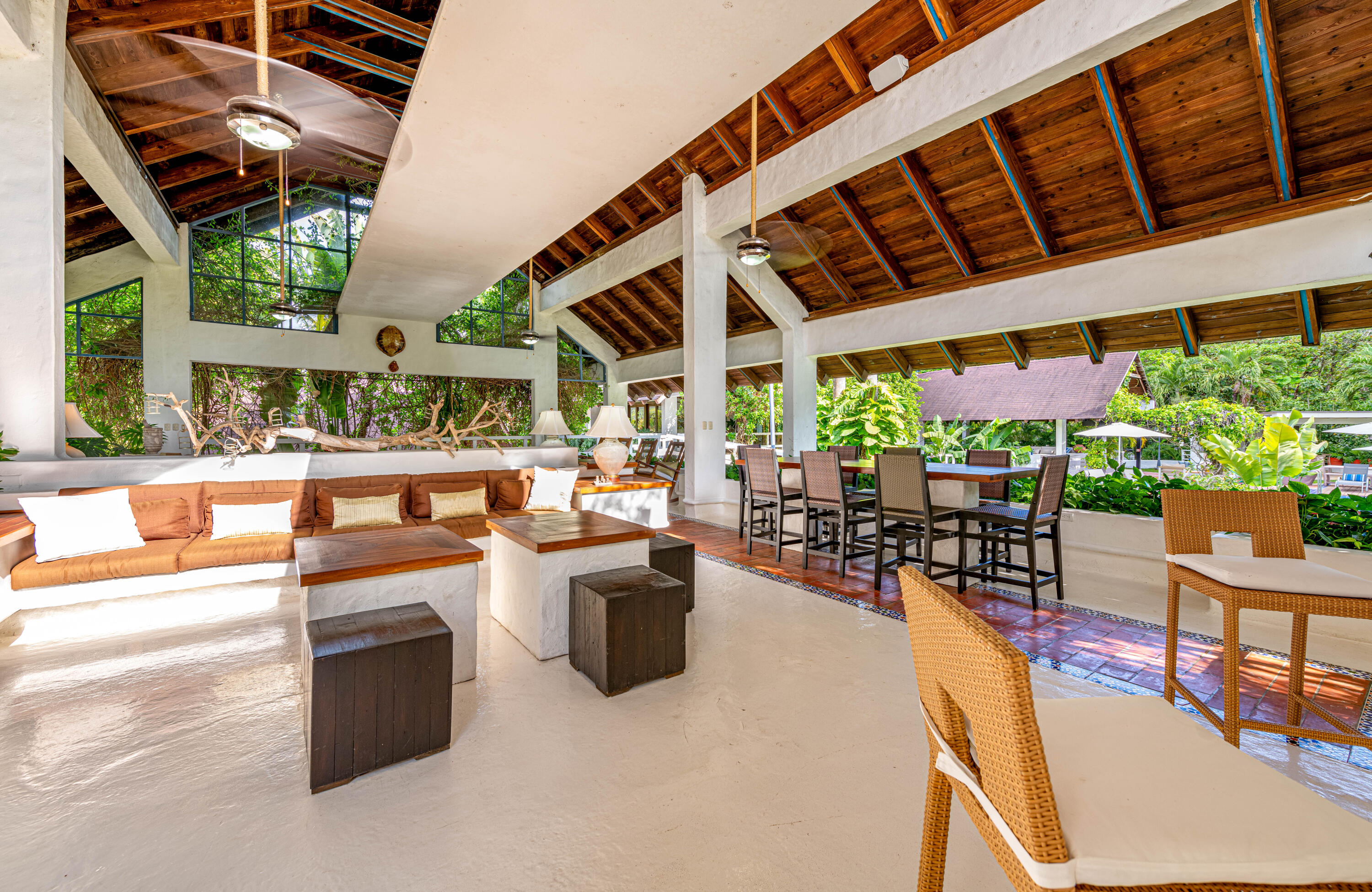 12 Bahia Minitas