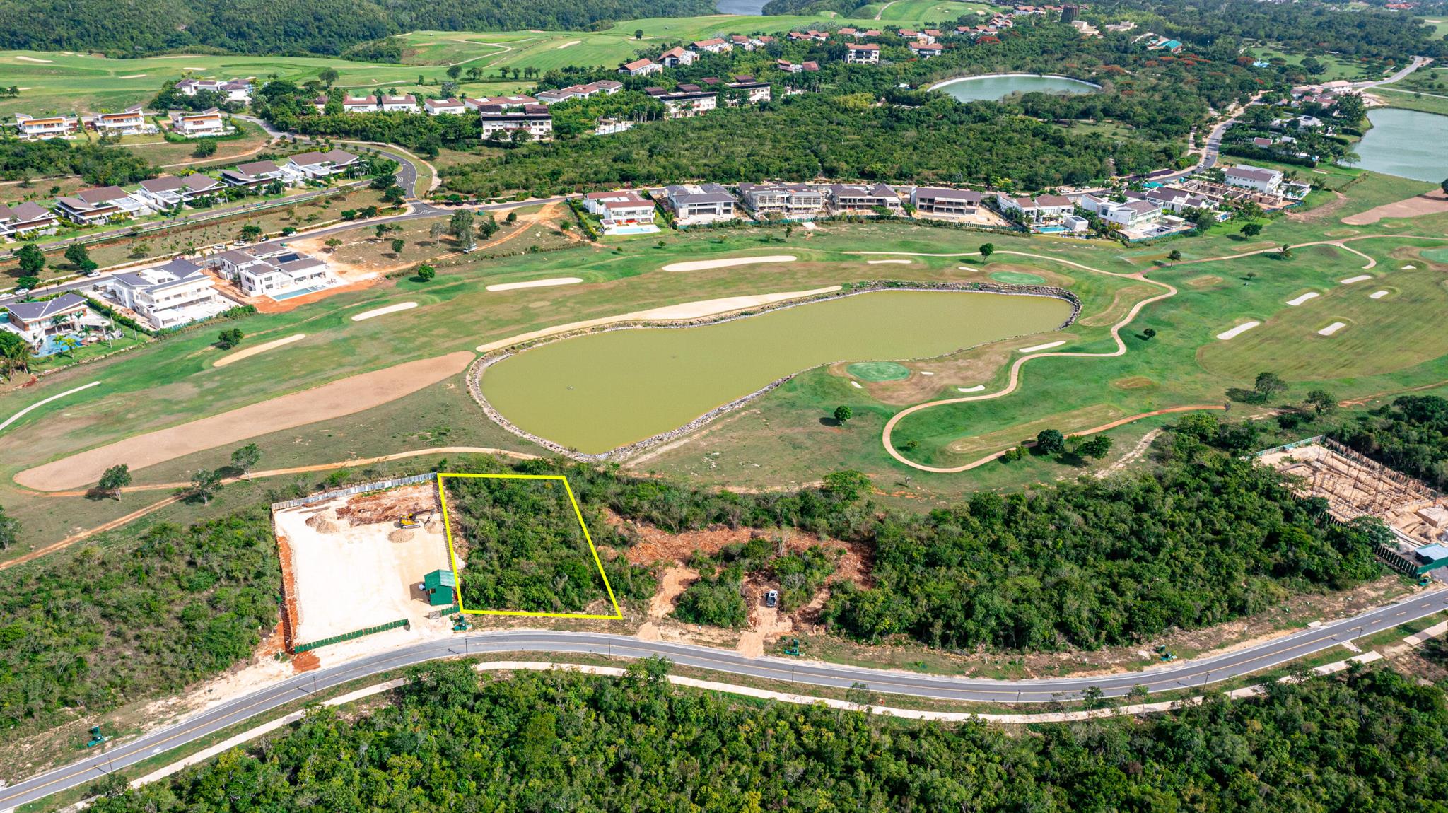 37 Dye Fore Estates
