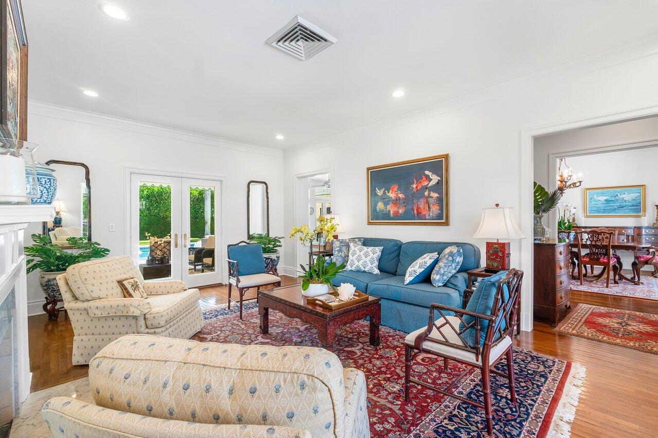 240 Miraflores Drive