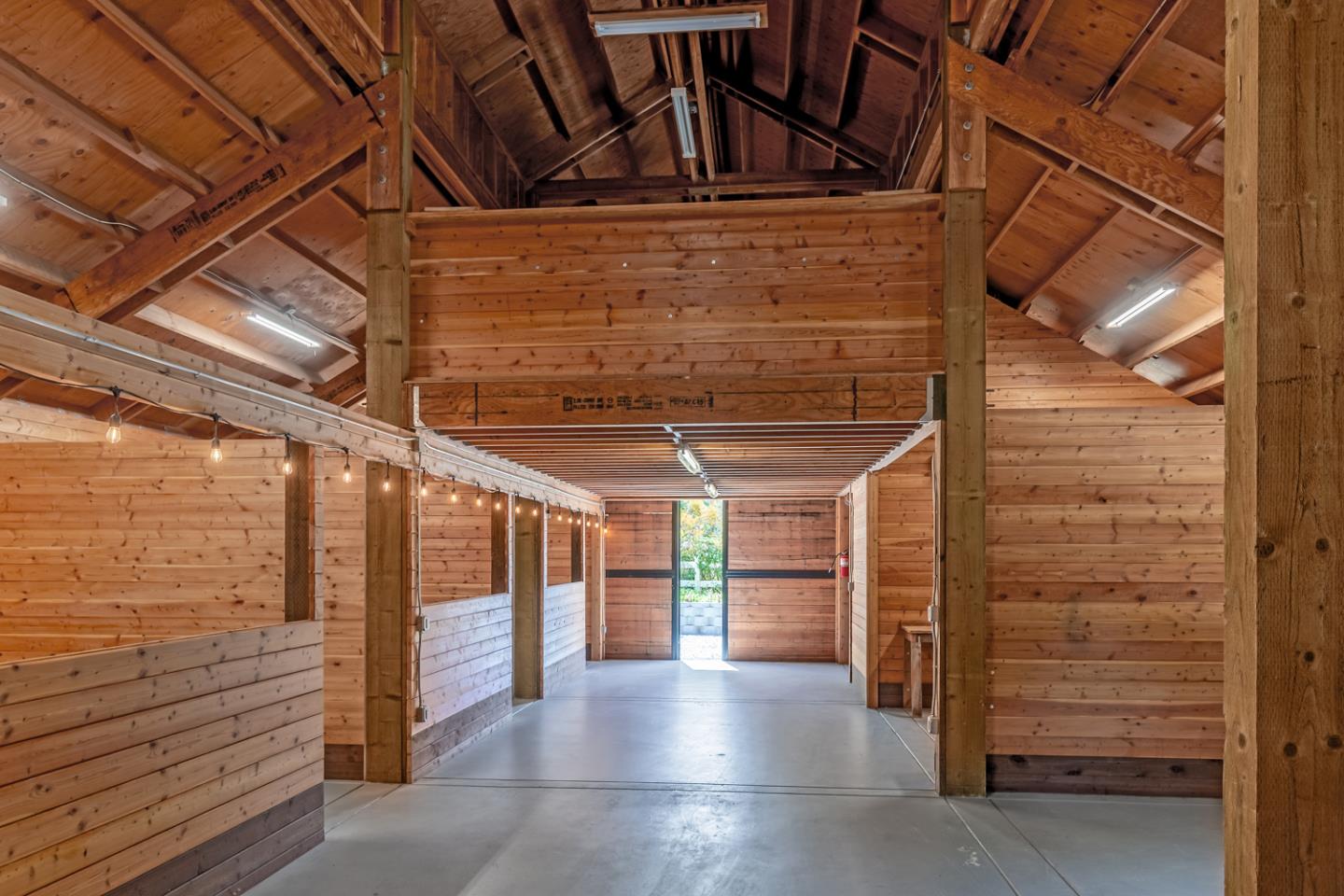 1210 Canada RD