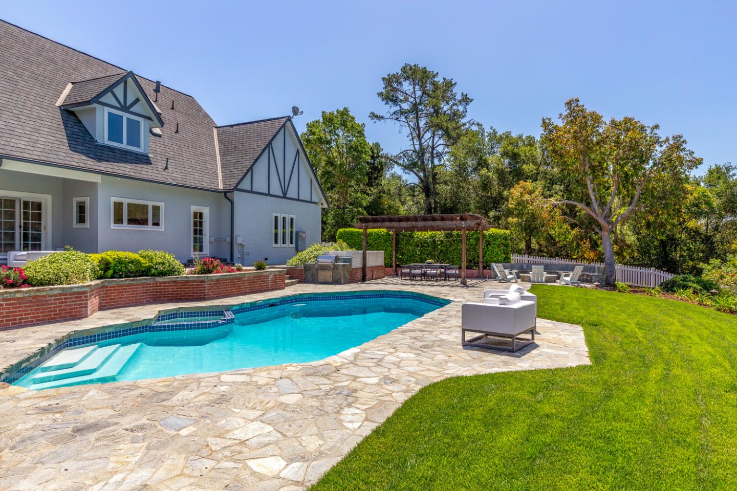 1210 Canada RD