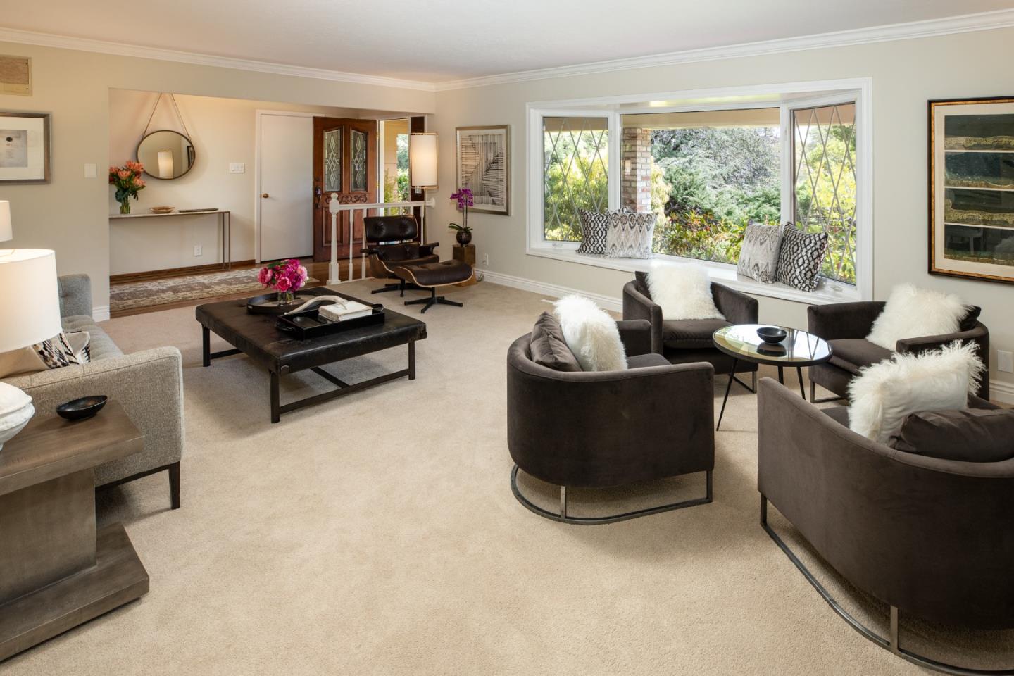 252 Raymundo Drive