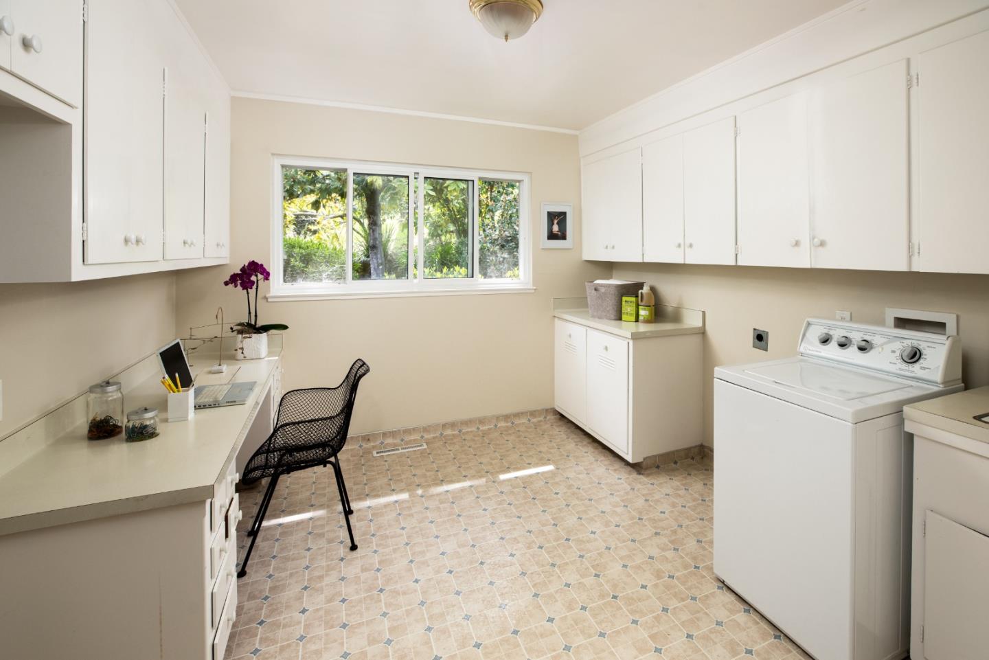 252 Raymundo Drive