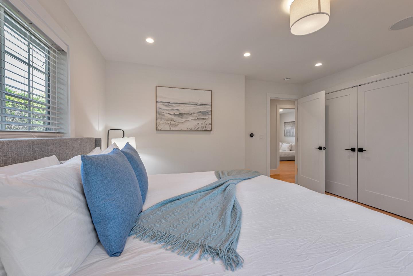 1781 Santa Cruz AVE