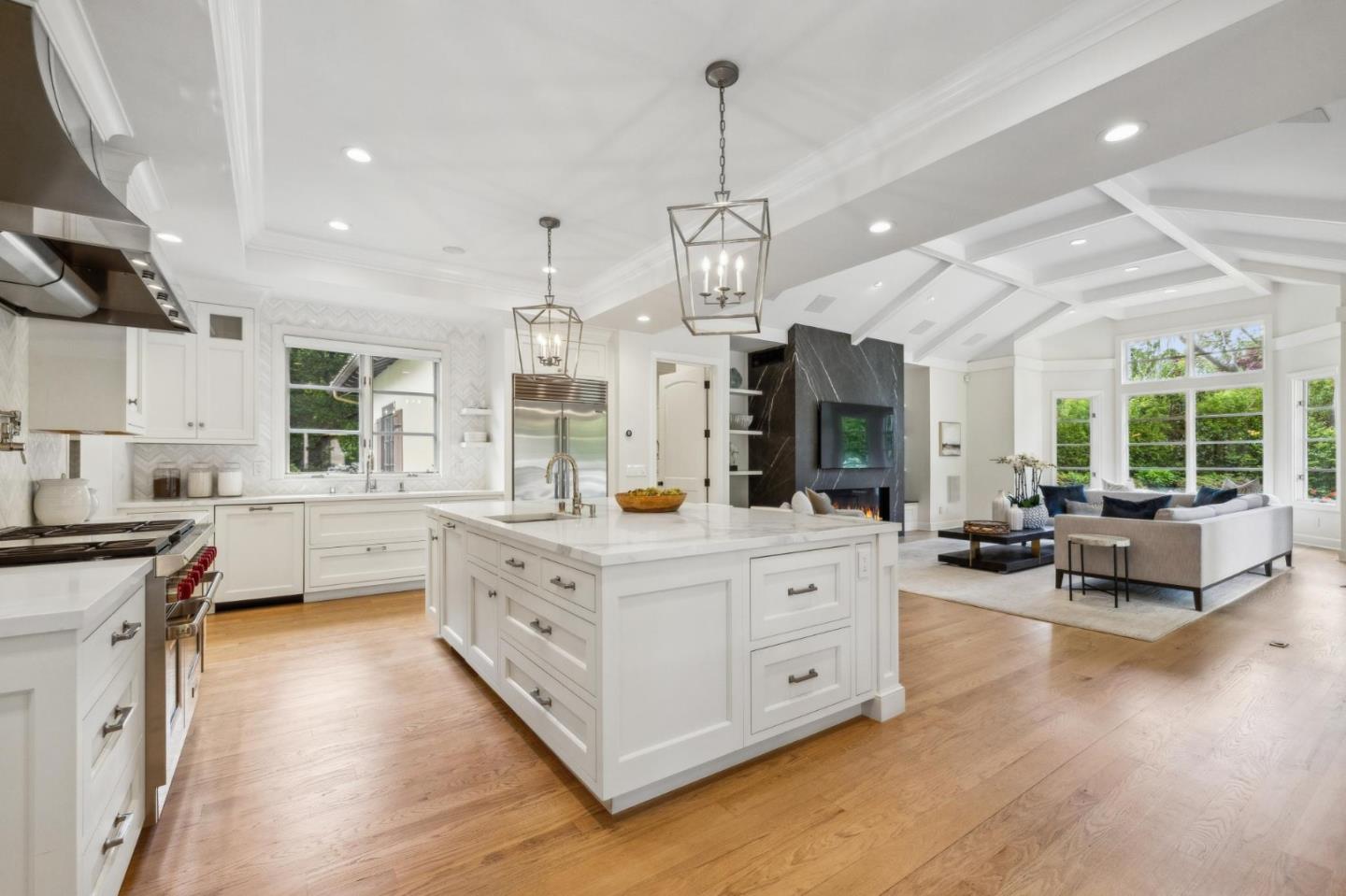 267 Greenoaks DR