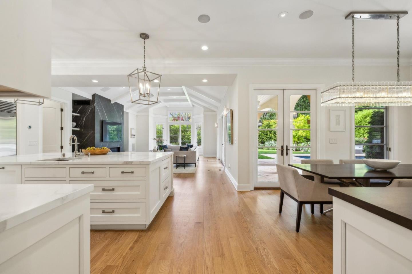 267 Greenoaks DR