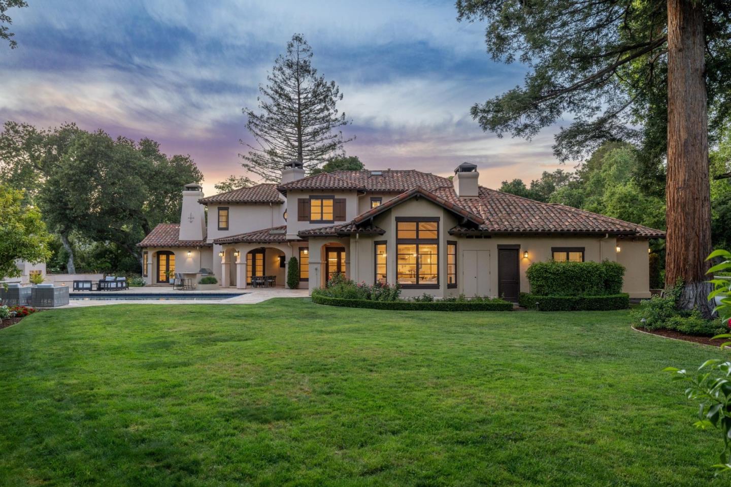 267 Greenoaks DR