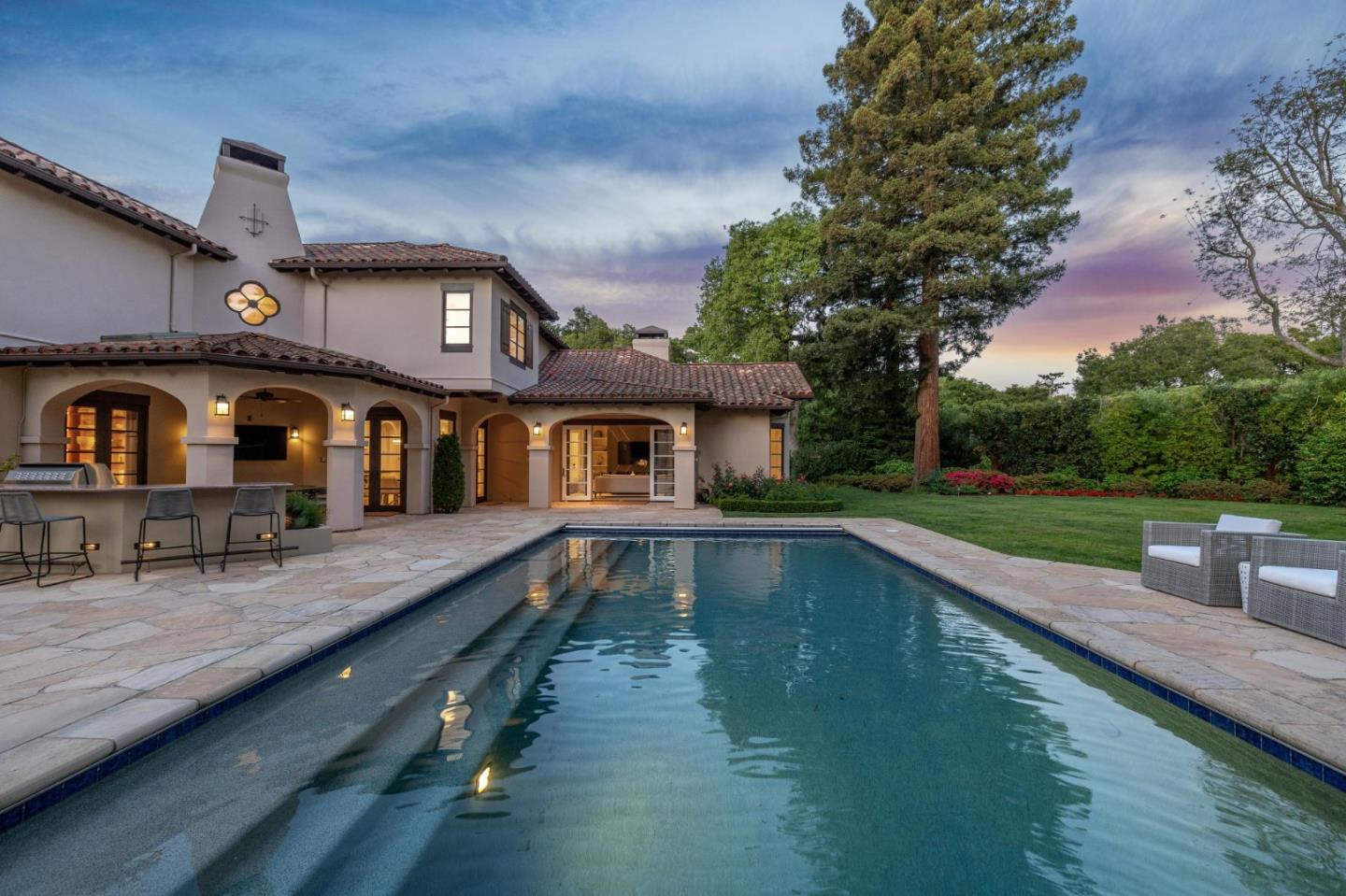 267 Greenoaks DR