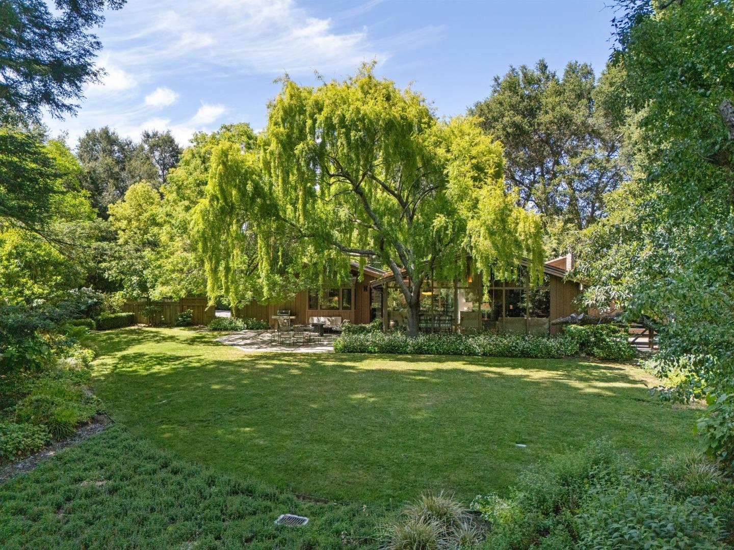 3323 Woodside Road