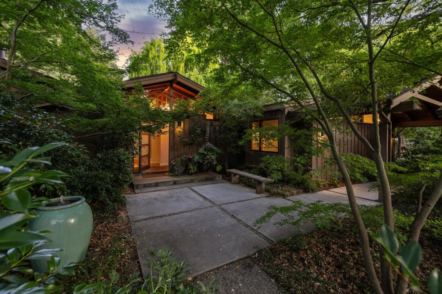3323 Woodside Road