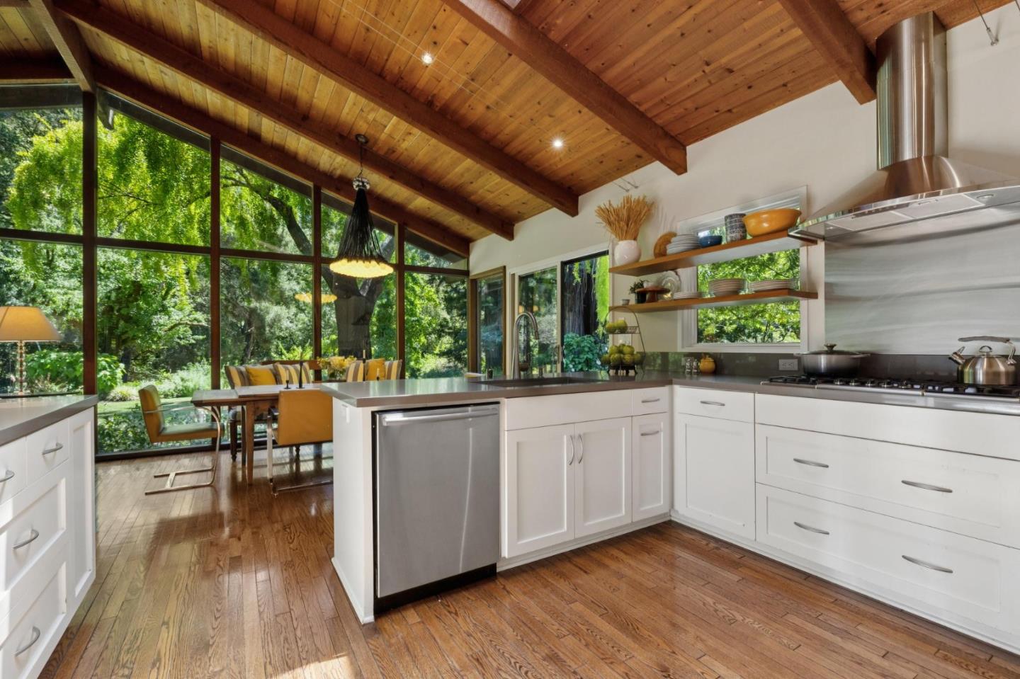 3323 Woodside Road