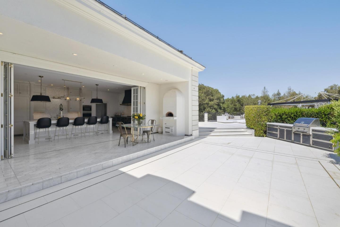 320 Harcross Road
