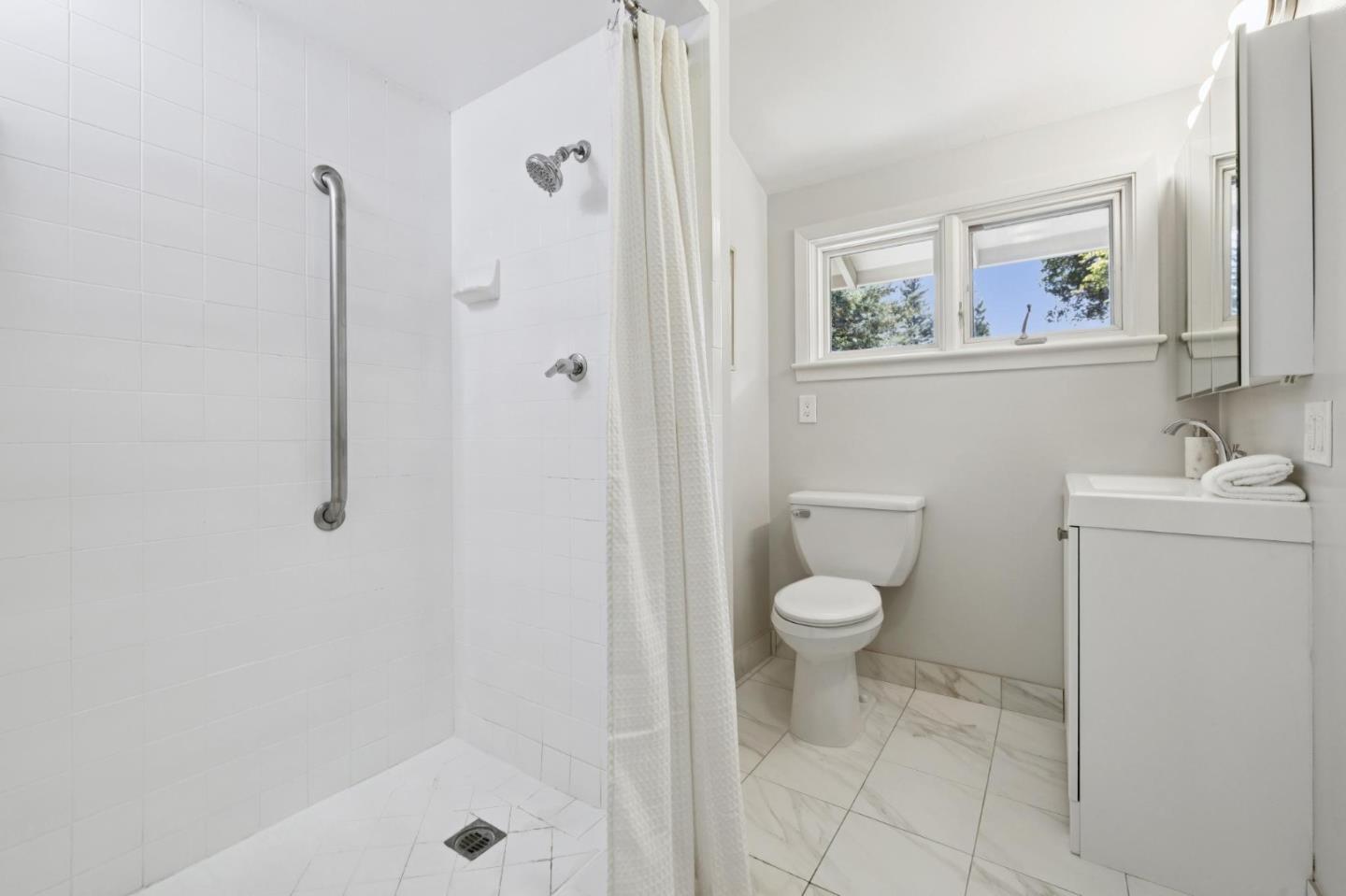 51 Toyon Road