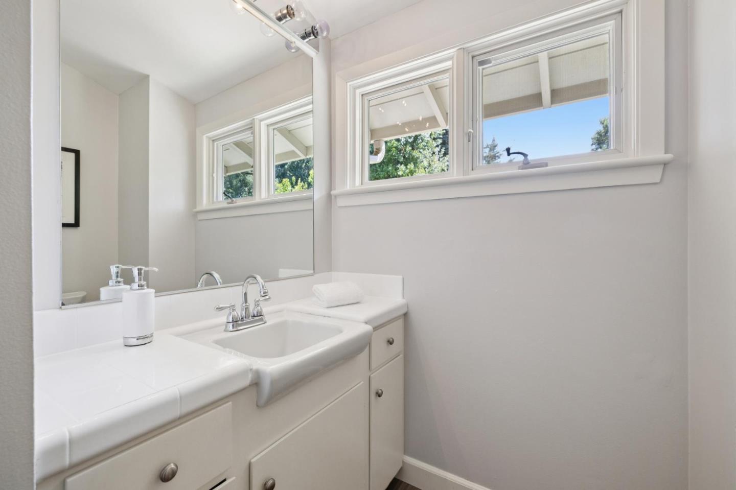51 Toyon Road
