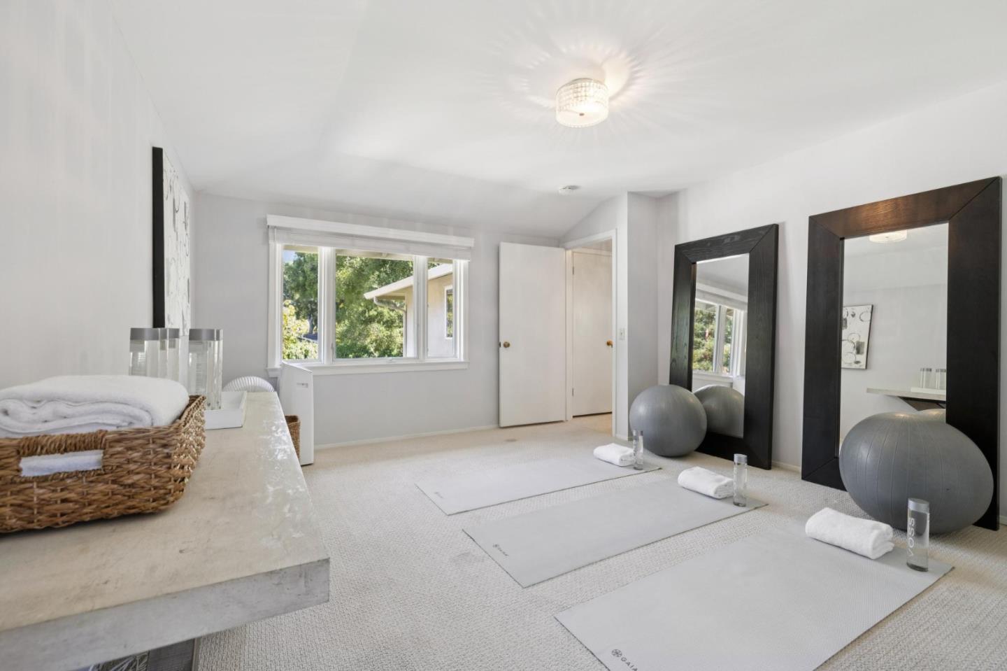 51 Toyon Road