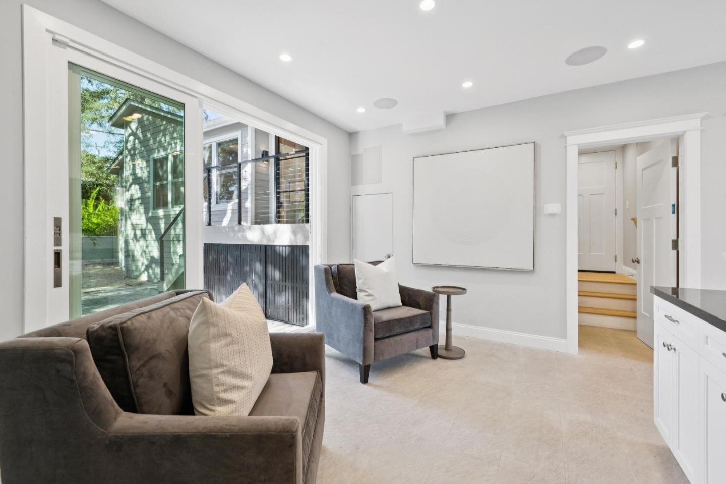 118 Hillside Drive