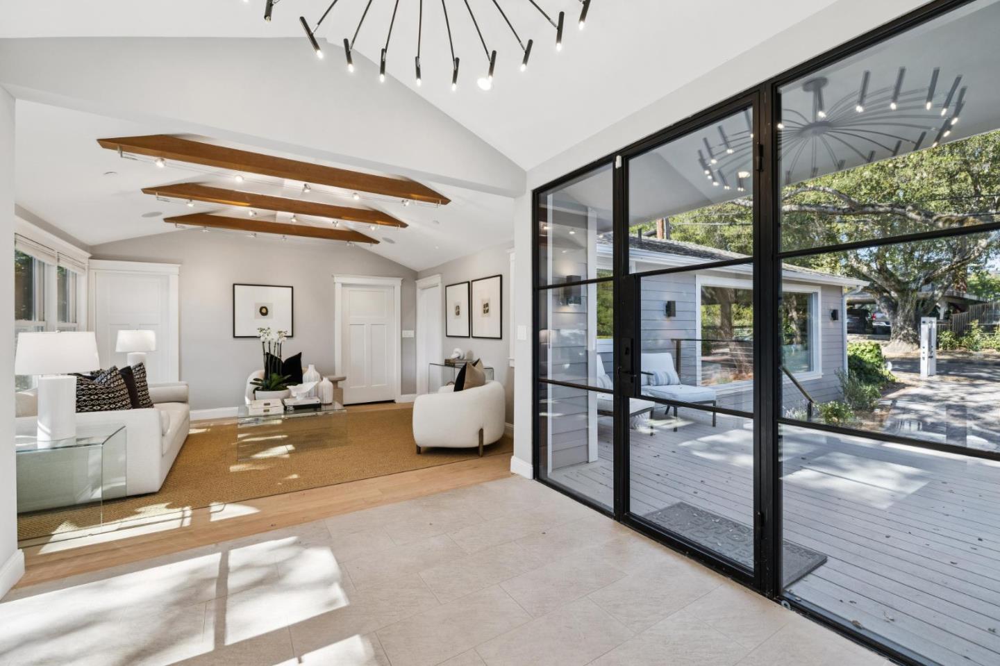118 Hillside Drive