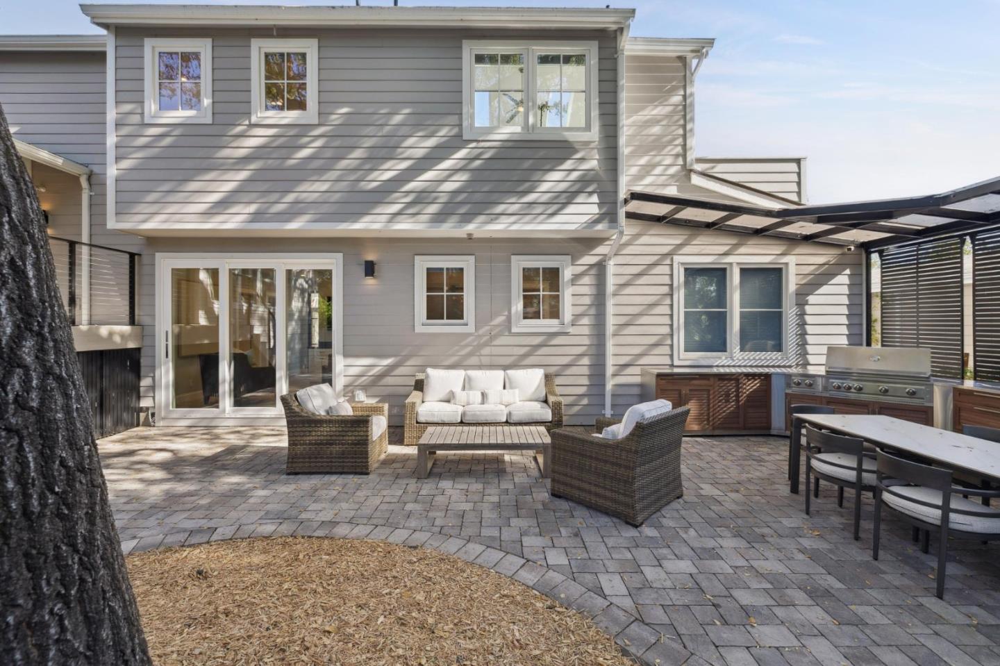 118 Hillside Drive