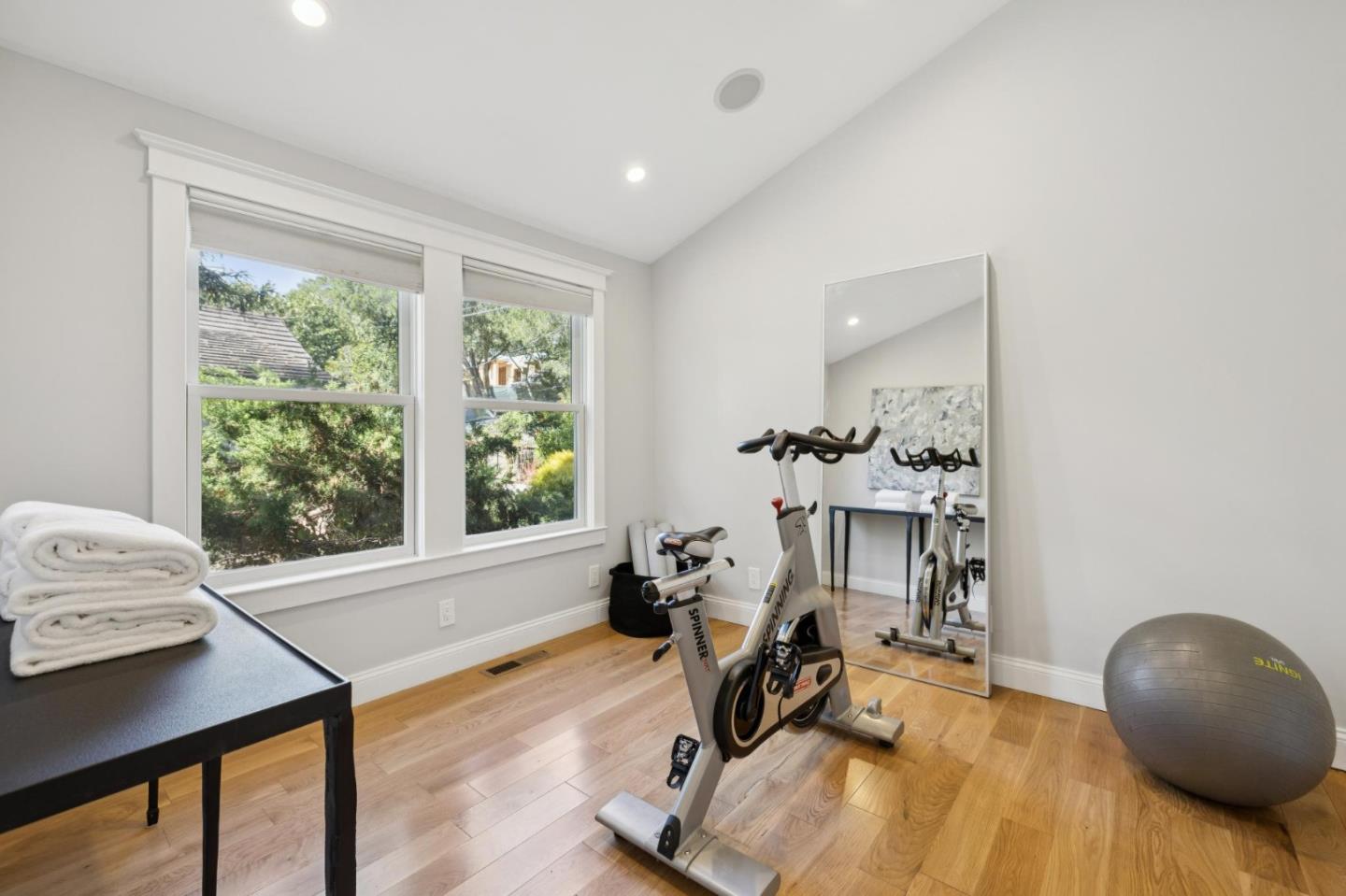 118 Hillside Drive
