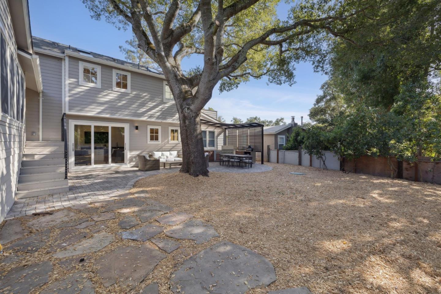 118 Hillside Drive