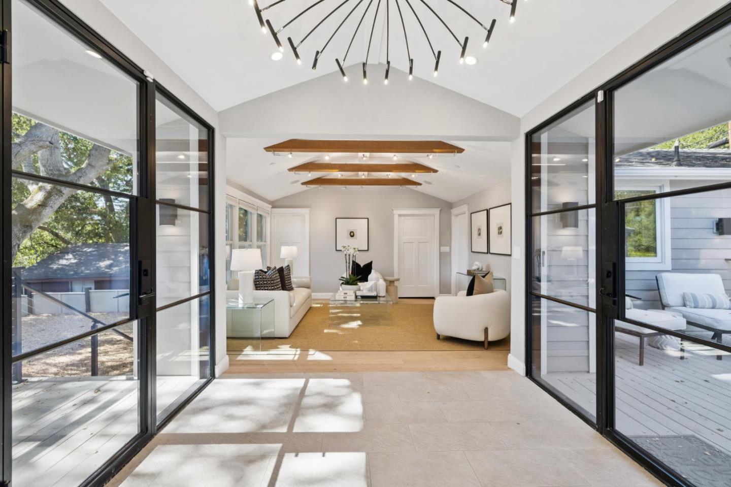 118 Hillside Drive