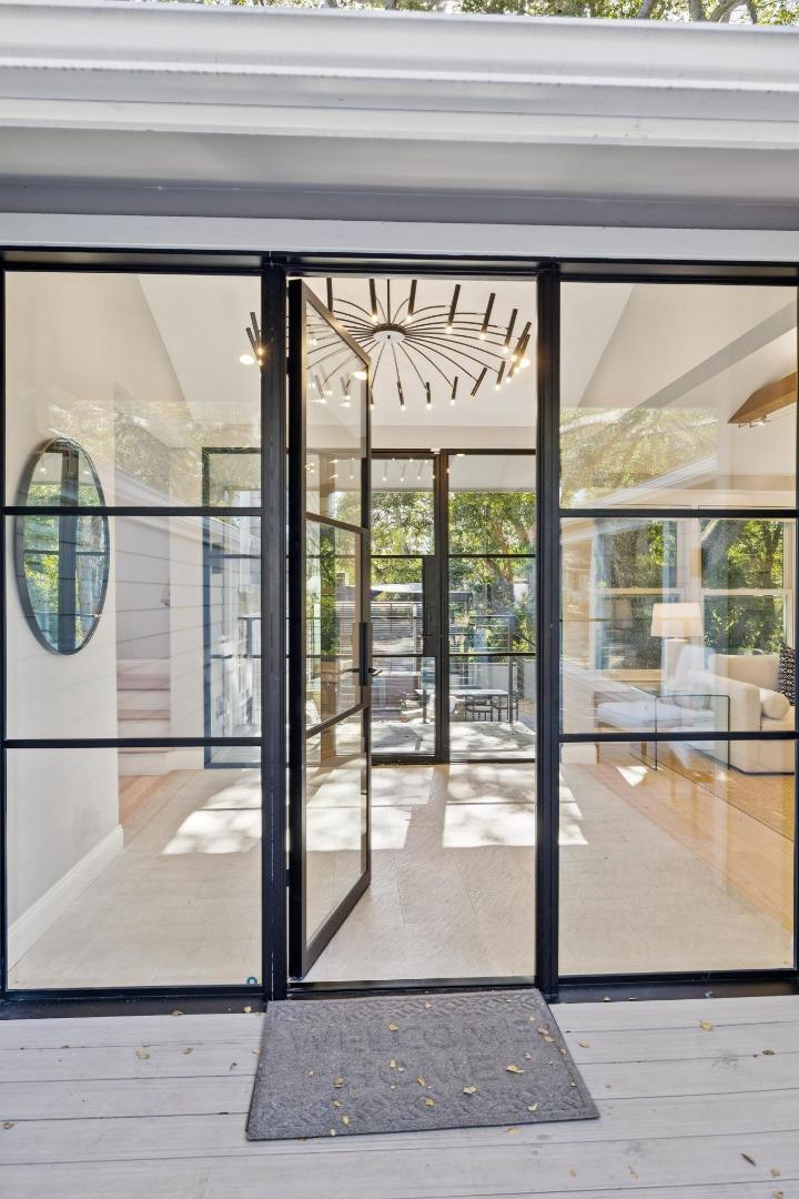 118 Hillside Drive