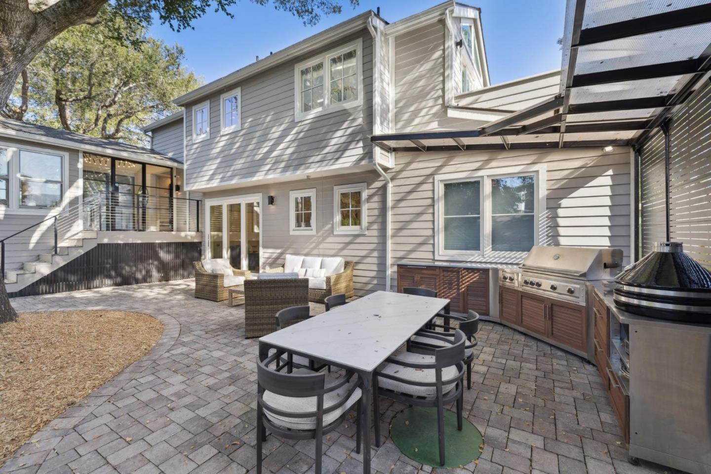 118 Hillside Drive