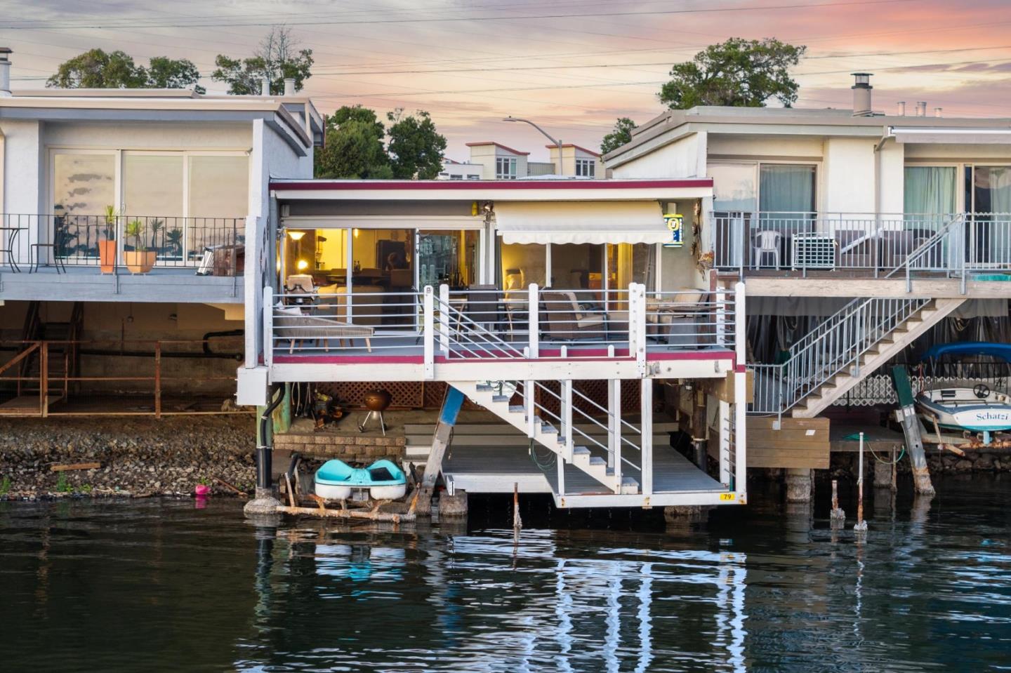 412 Fathom Drive