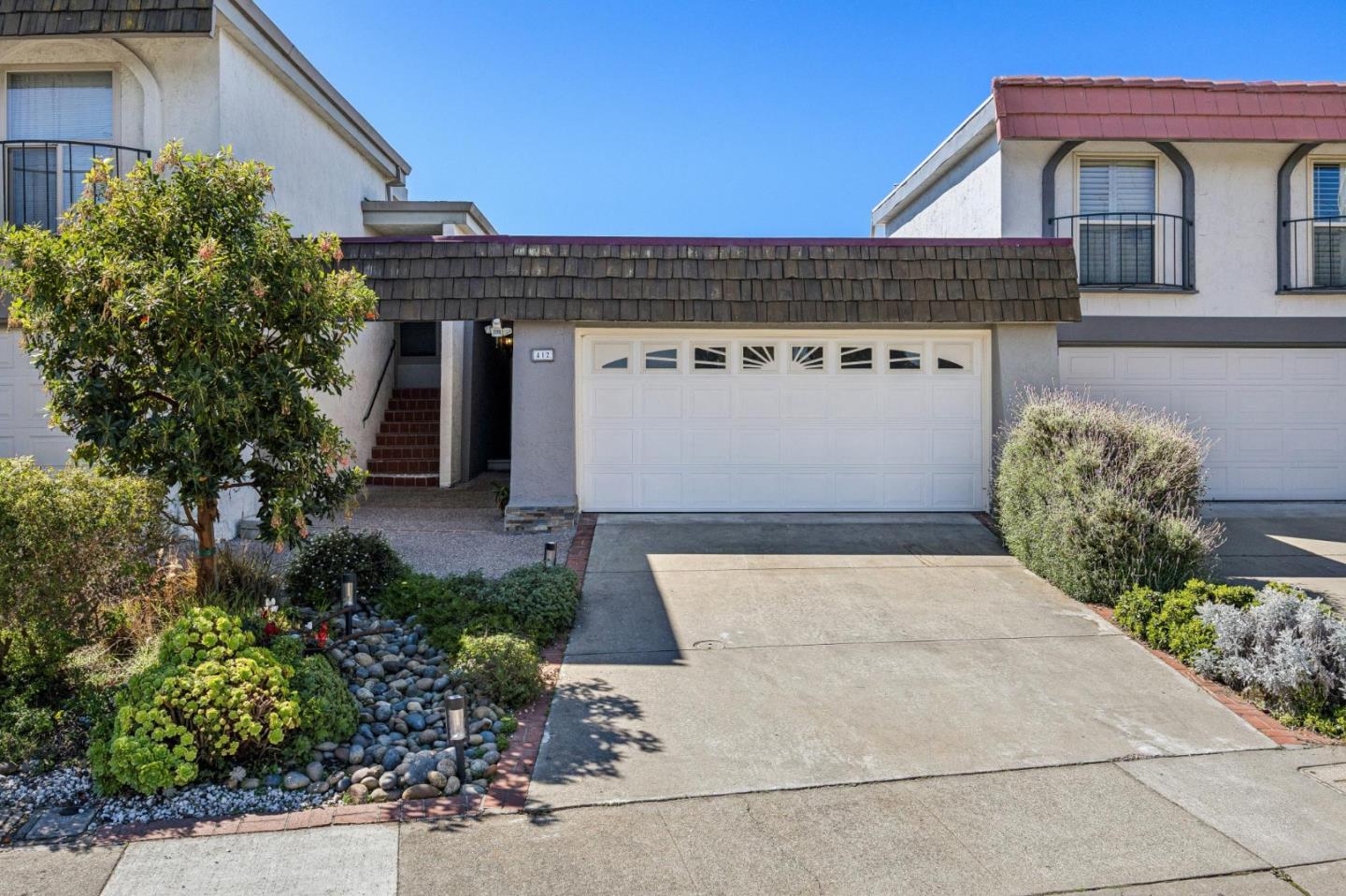 412 Fathom Drive
