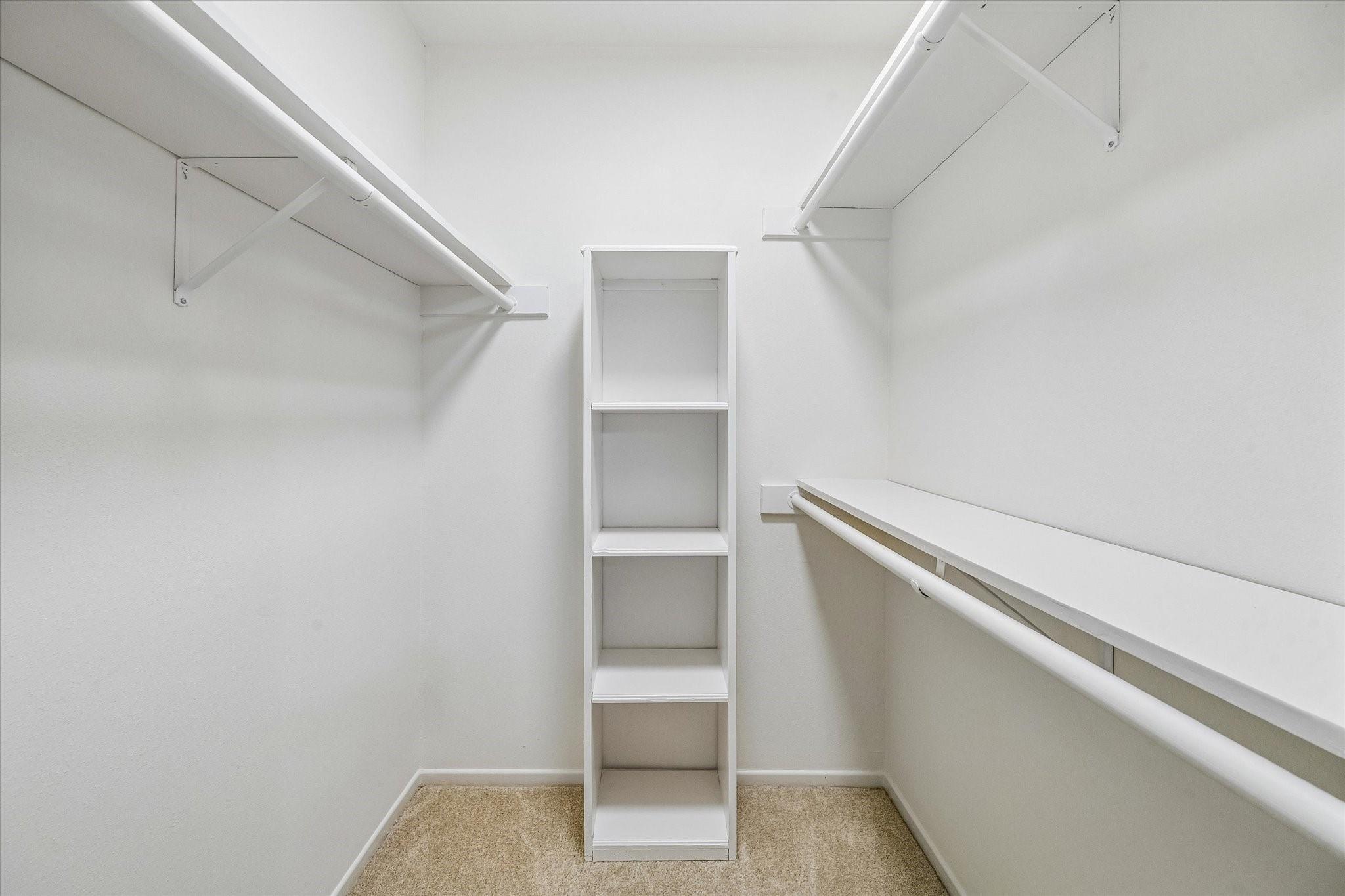 357 N Post Oak Lane # 102