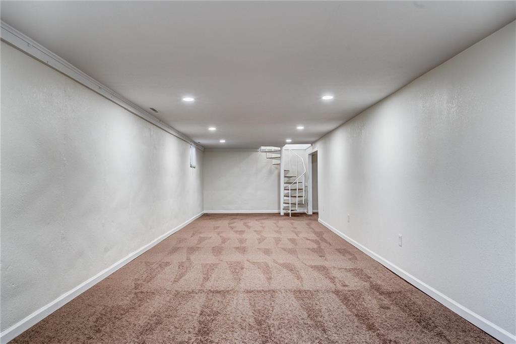 9805 Bennington Avenue