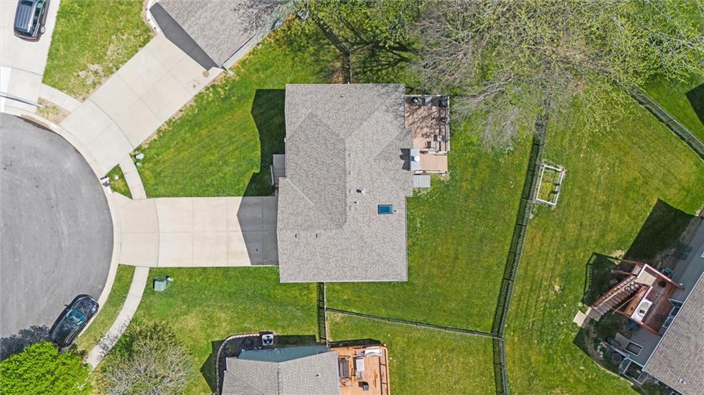 11911 N Holmes Court