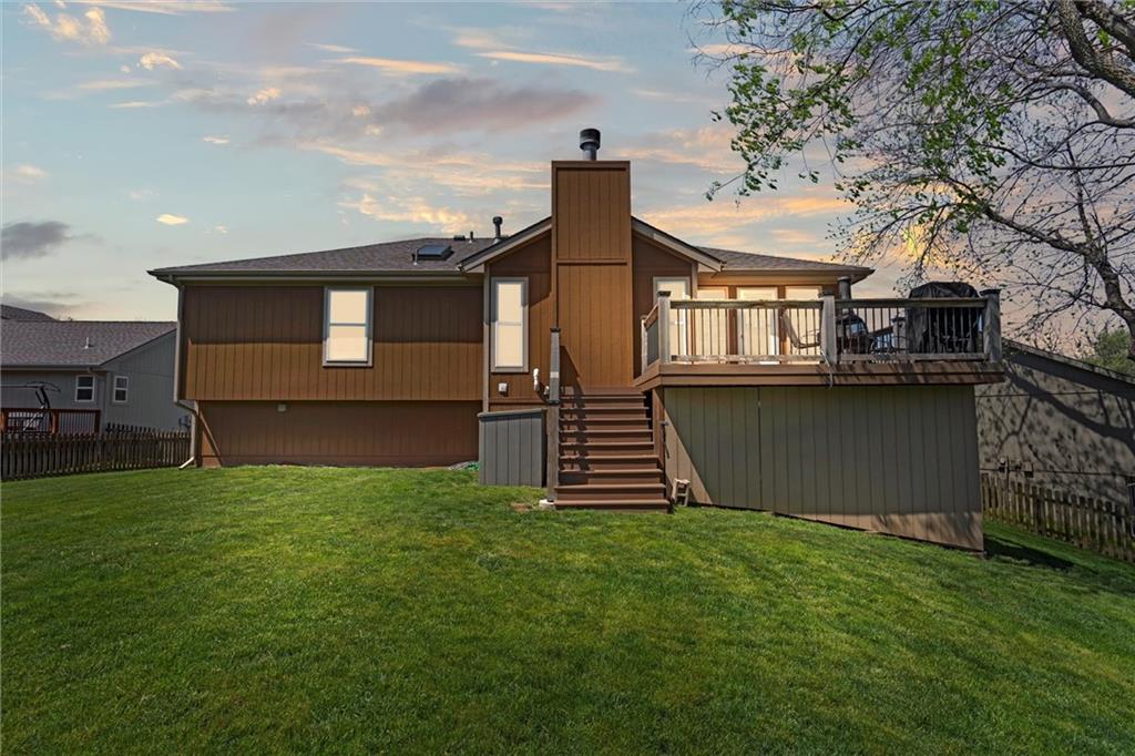 11911 N Holmes Court