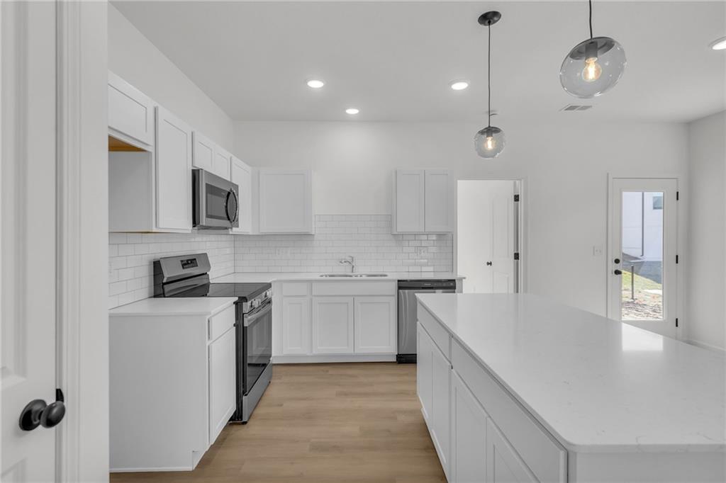 20923 W 190th Terrace