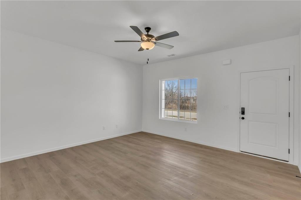 20923 W 190th Terrace