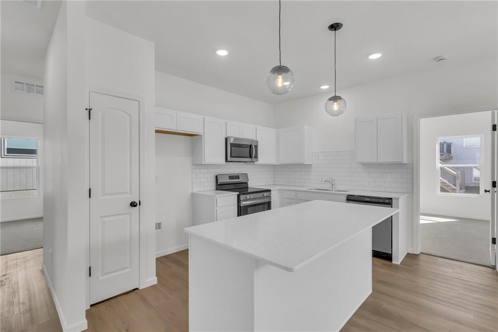 20923 W 190th Terrace