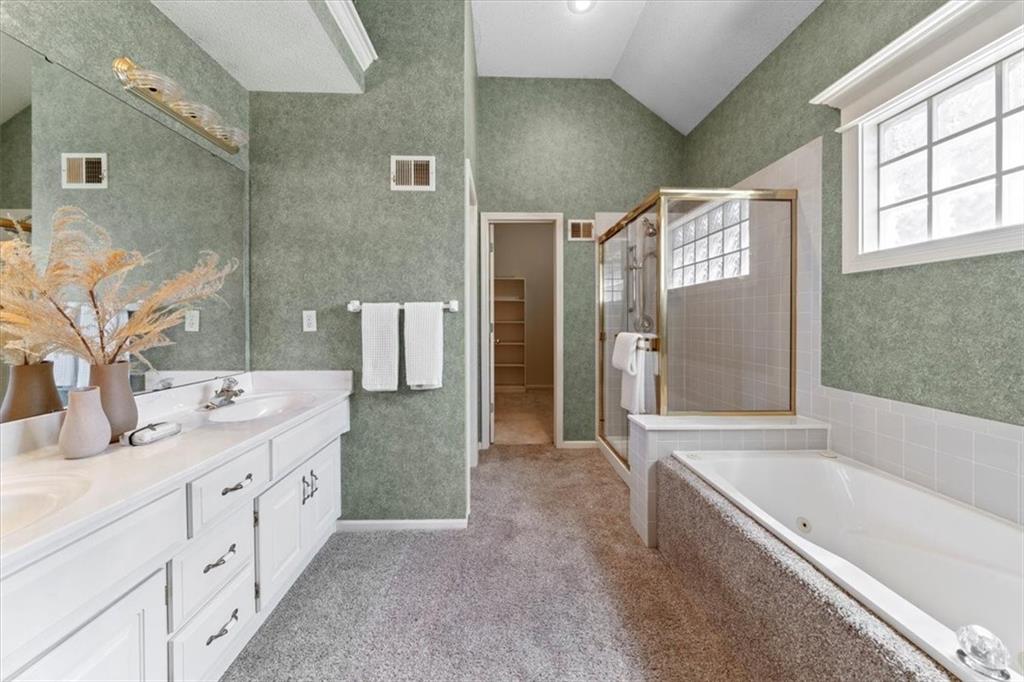 16754 W 157th Terrace