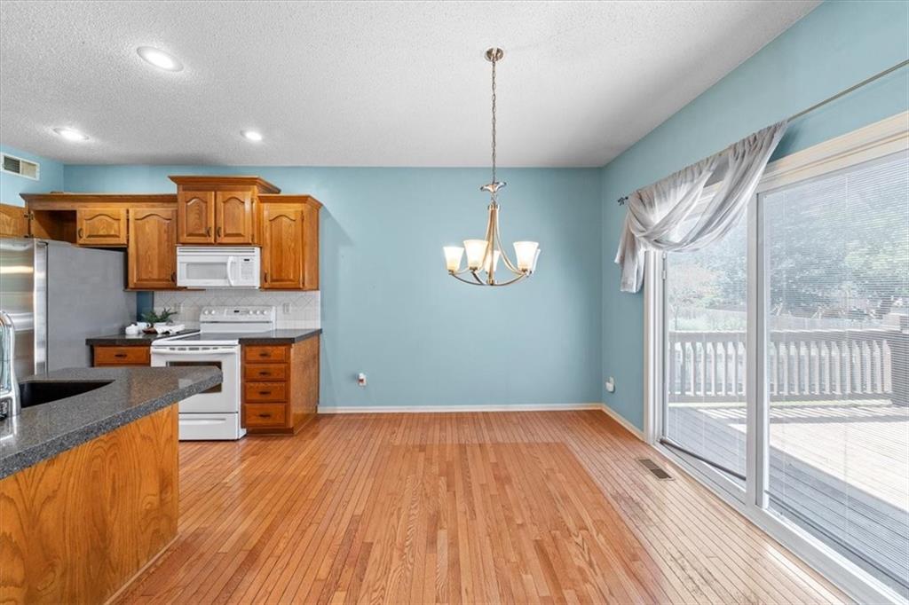 16754 W 157th Terrace