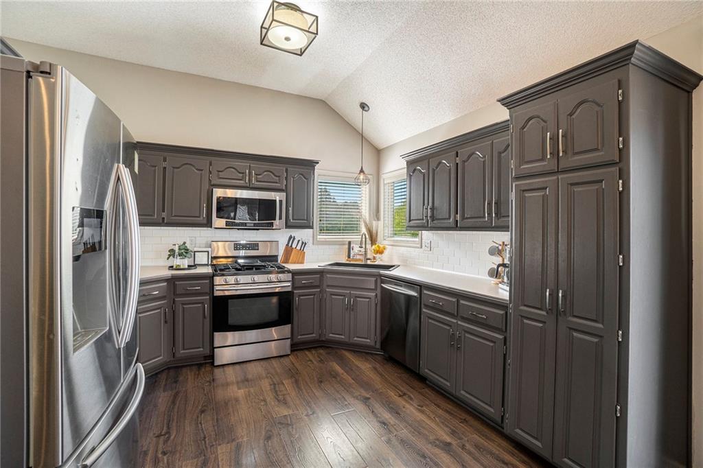 16234 W 157th Terrace