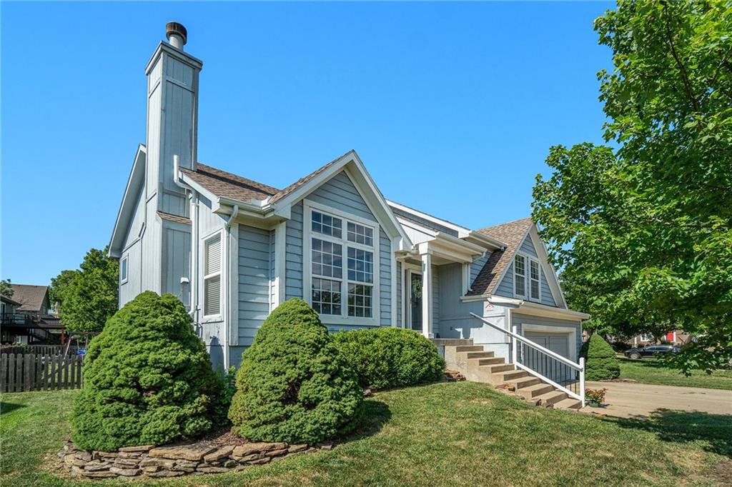 16234 W 157th Terrace